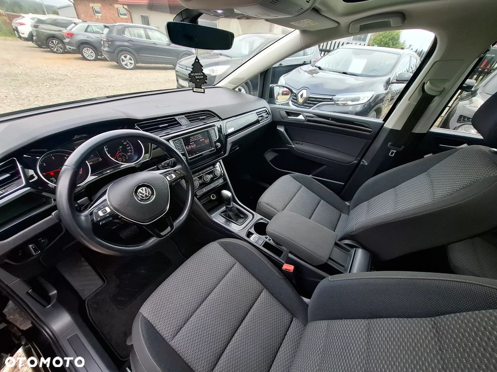 Volkswagen Touran 2.0 TDI BMT Highline DSG - 10