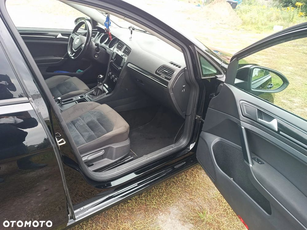 Volkswagen Golf 1.6 TDI BMT Highline - 11