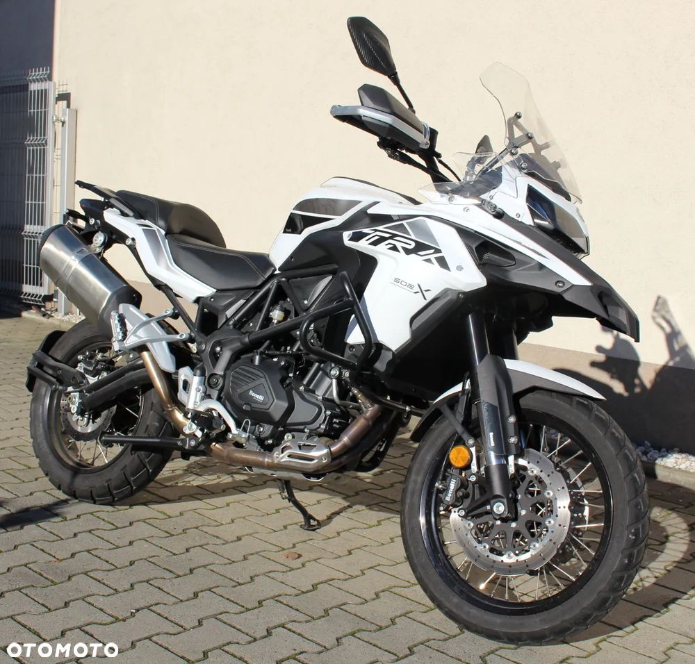 Benelli TRK 502X