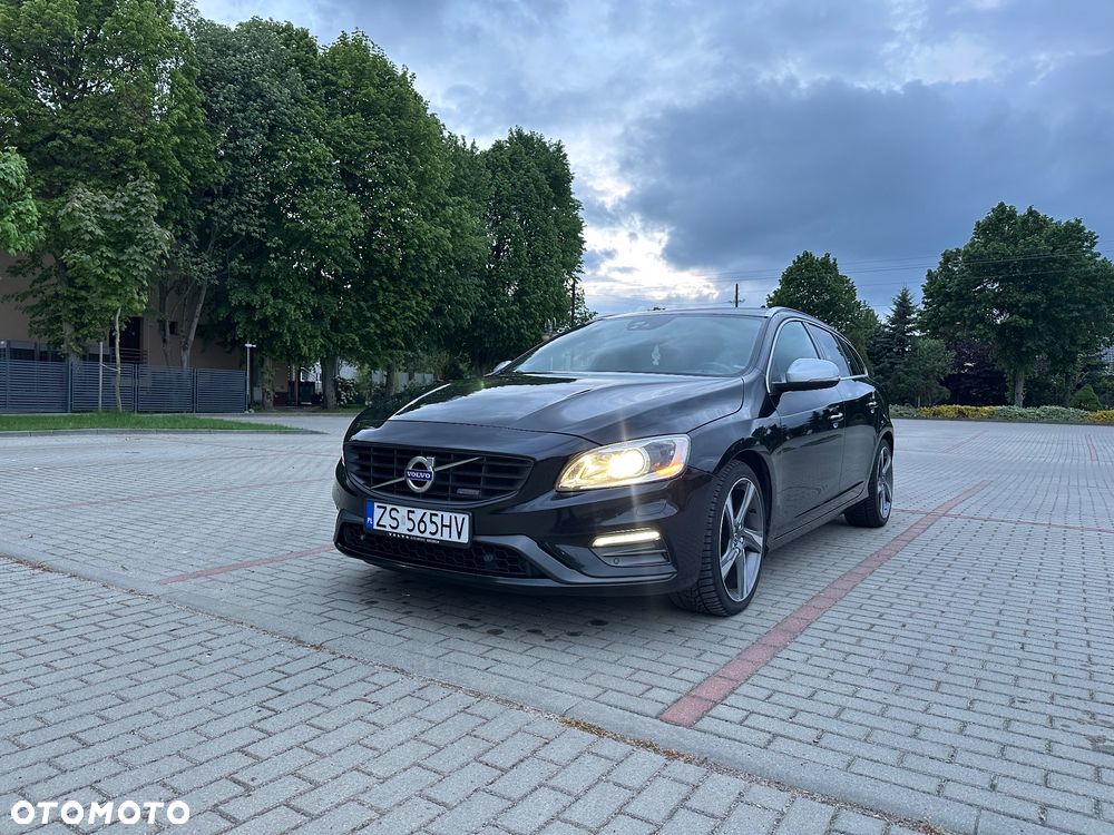 Volvo V60 D5 Geartronic RDesign - 1