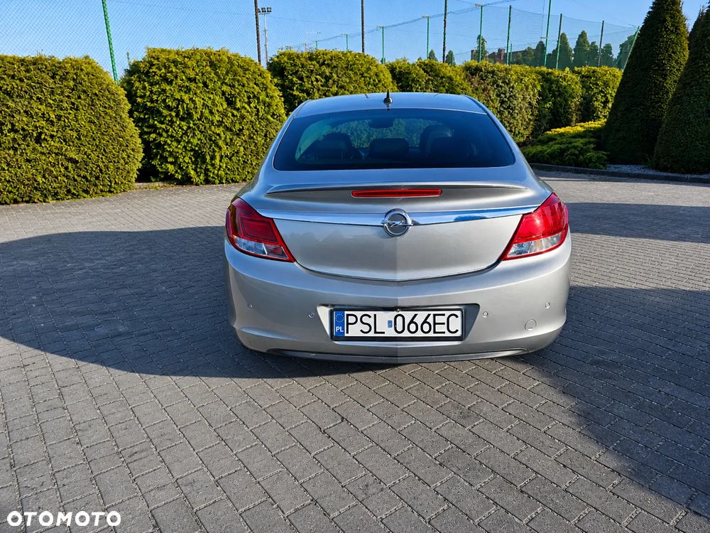 Opel Insignia - 11
