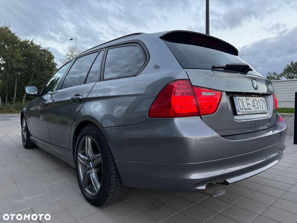 BMW Seria 3 - 12
