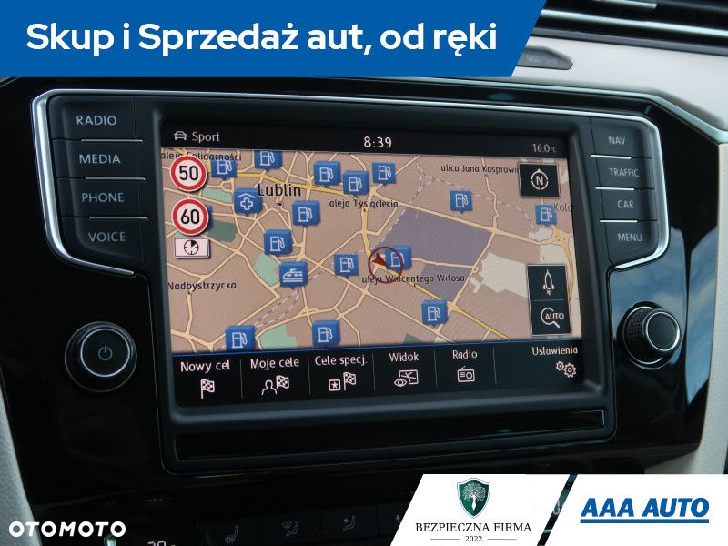 Volkswagen Passat - 14
