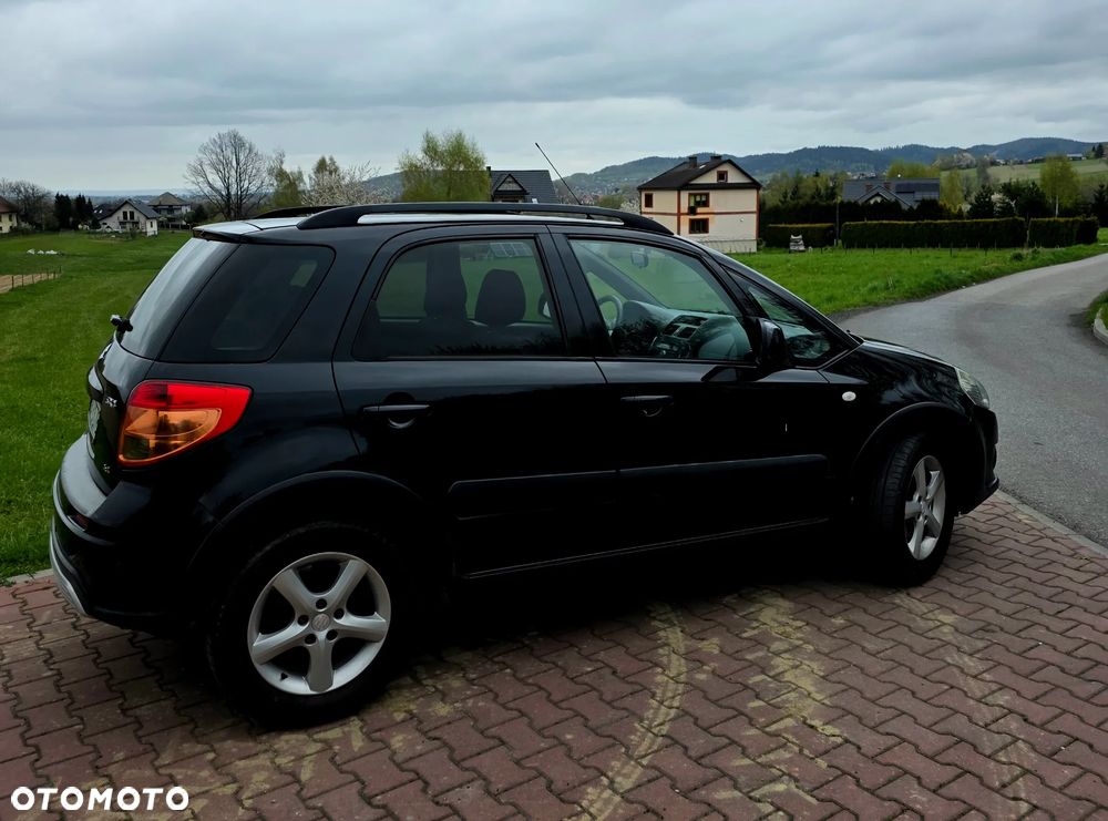 Suzuki SX4 1.6 VVT Comfort - 25