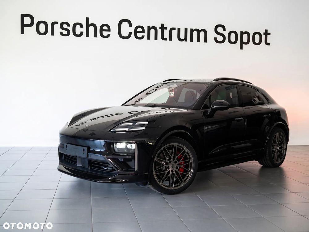 Porsche Macan Turbo - 1