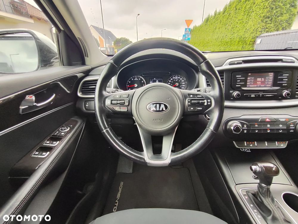Kia Sorento - 11