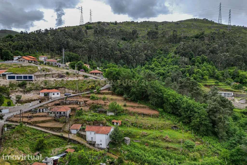 Moradia para venda Louredo - Vieira do Minho - Grande imagem: 4/28