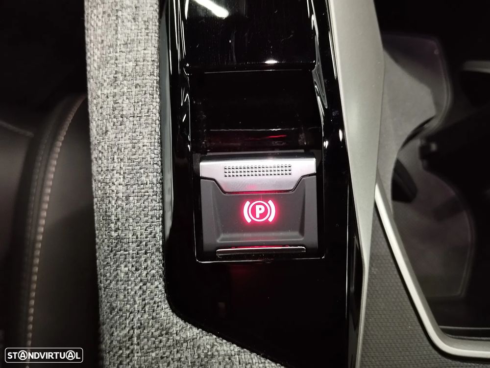 Peugeot 3008 1.2 Hybrid Allure e-DCS6 - 39