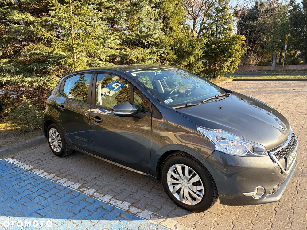 Peugeot 208 82 PureTech Style - 1