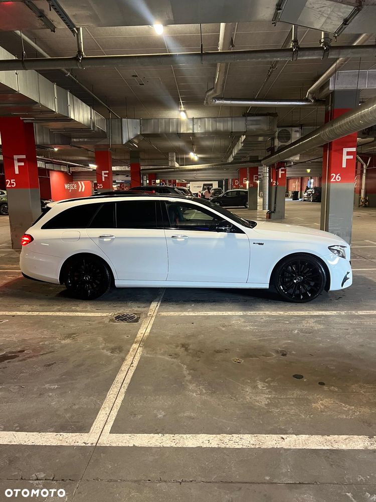 Mercedes-Benz Klasa E 43 AMG 4-Matic - 4