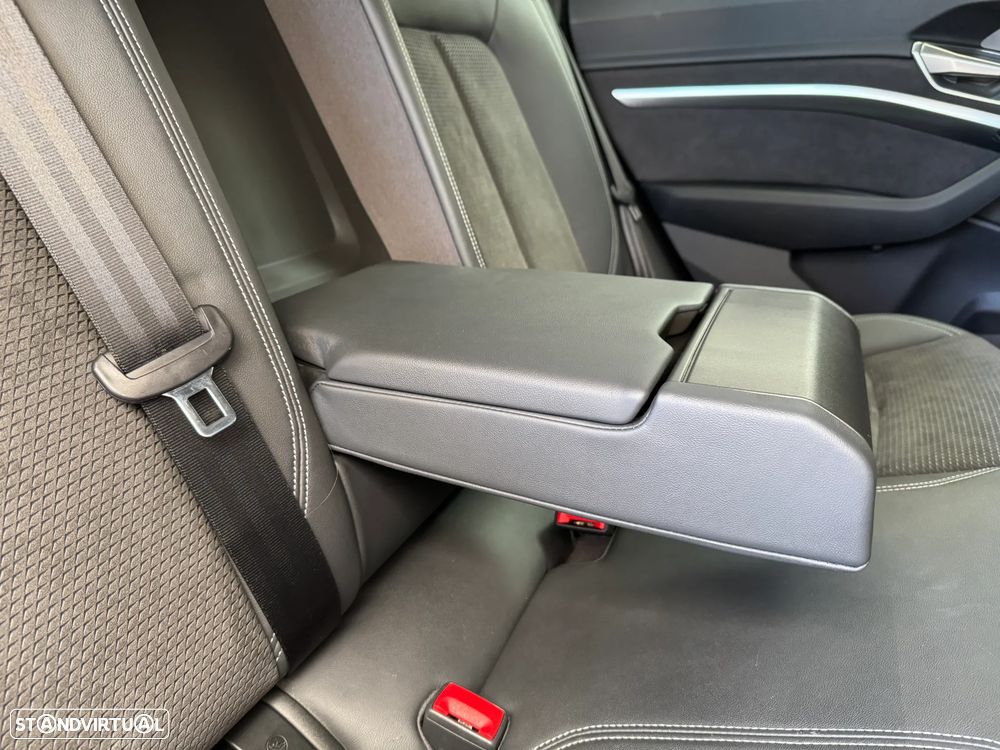 Audi e-tron 55 quattro S line - 38