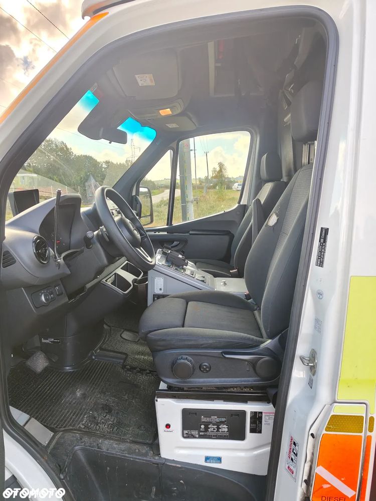 Mercedes-Benz SPRINTER - 5