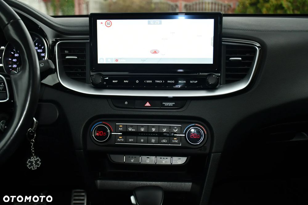 Kia Ceed 1.5 T-GDI L Business Line DCT - 34