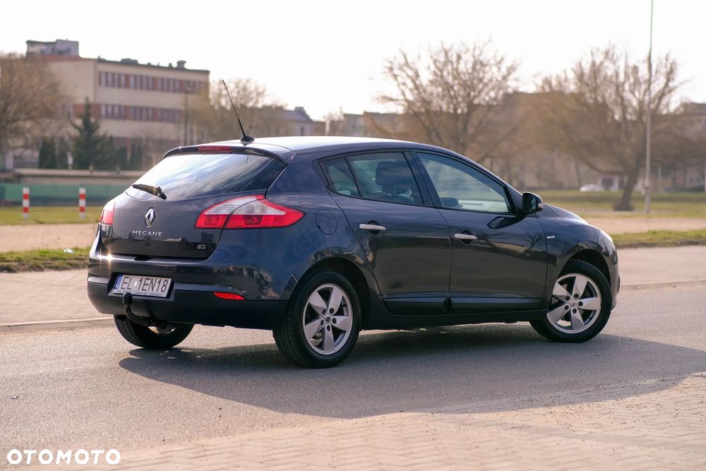 Renault Megane 1.9 dCi Bose Edition - 6