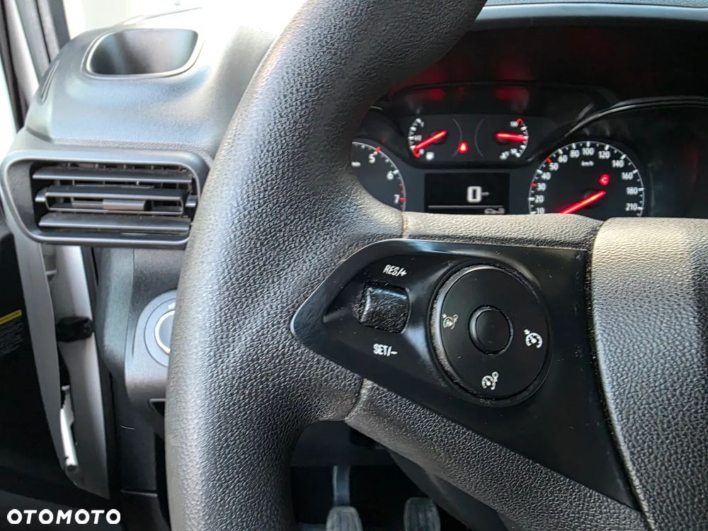 Opel Combo - 15