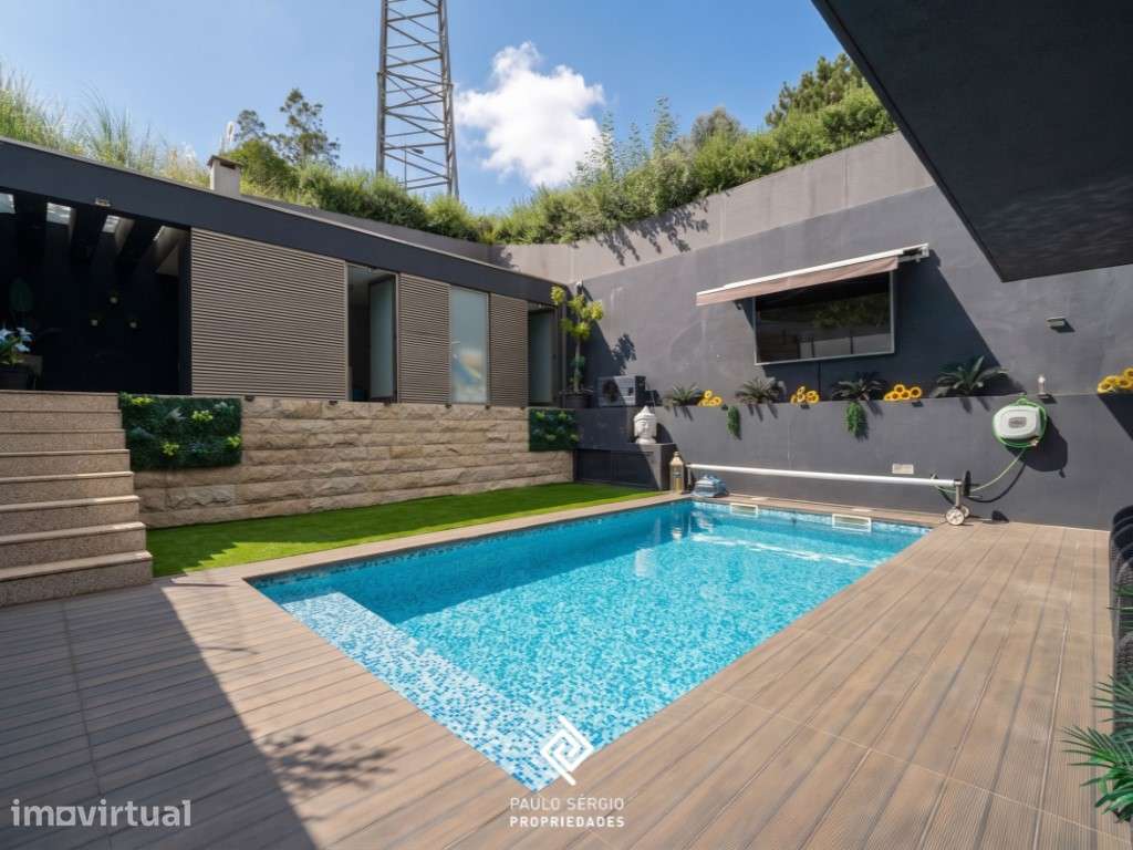 Moradia T4 em Valadares | Piscina | Totalmente Mobilada e Equipada - Grande imagem: 4/29