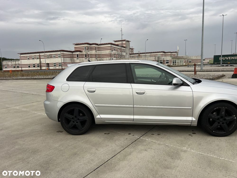 Audi A3 2.0 TDI DPF S line Sportpaket - 14
