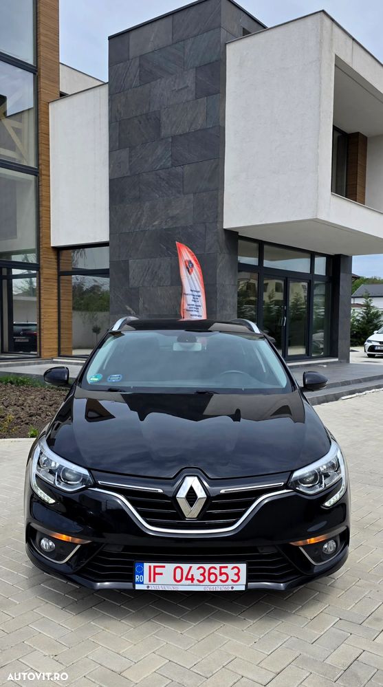 Renault Megane TCe 140 GPF LIMITED - 9
