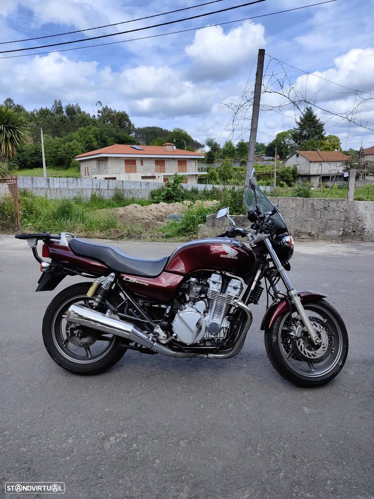 Honda CB - 2