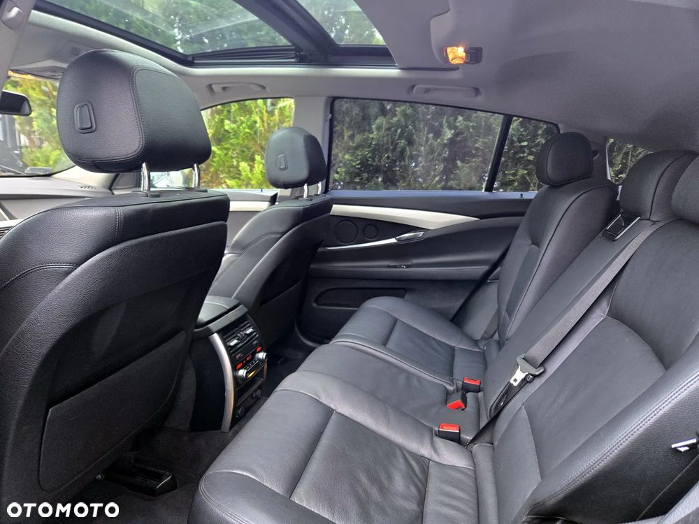 BMW 5GT 535d xDrive Tursimo Modern Line - 8