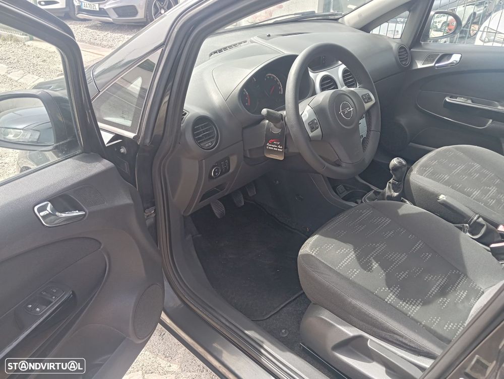 Opel Corsa 1.2 Enjoy S/S - 6