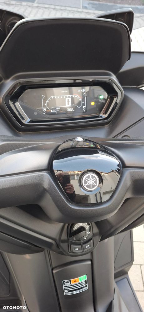Yamaha X-max - 6
