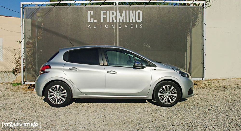 Peugeot 208 1.2 PureTech Style - 6