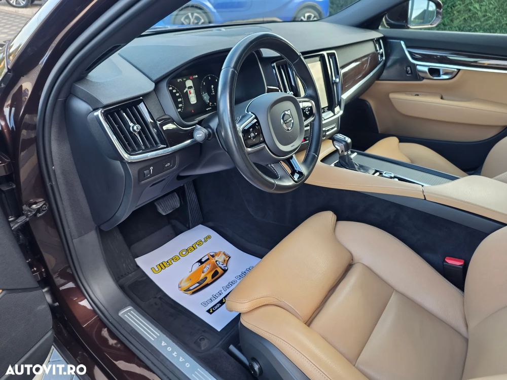Volvo S90 D4 Geartronic Momentum Pro - 17