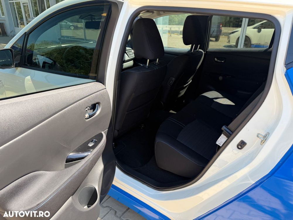 Nissan LEAF - 23