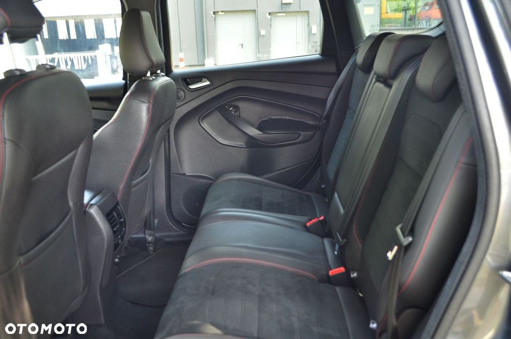 Ford Kuga - 11