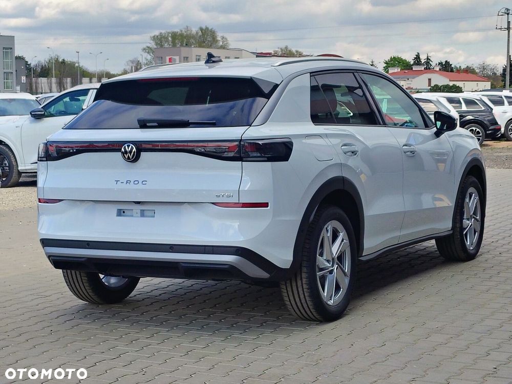 Volkswagen T-Roc - 8
