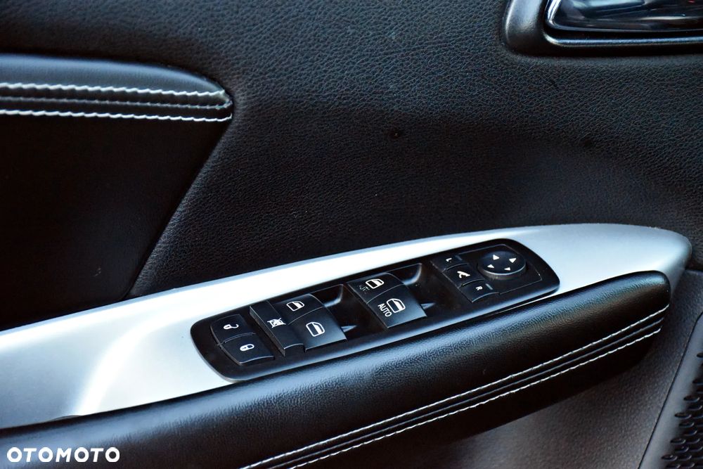 Fiat Freemont 2.0 Multijet 16V DPF Automatik Allrad Black Code - 25