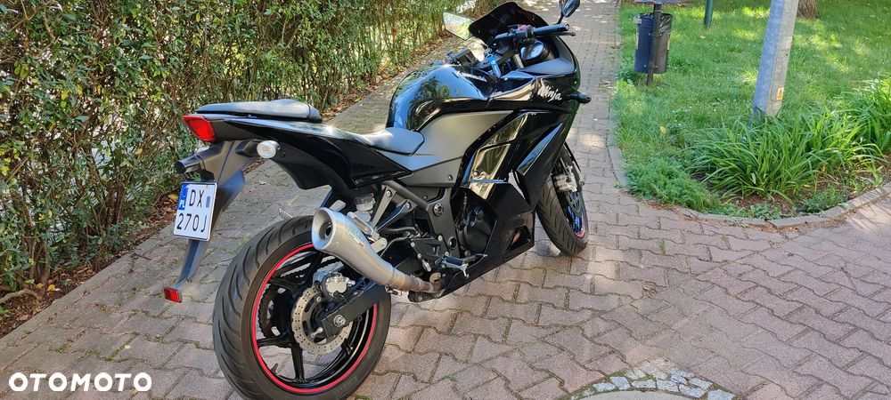 Kawasaki Ninja 250R - 11