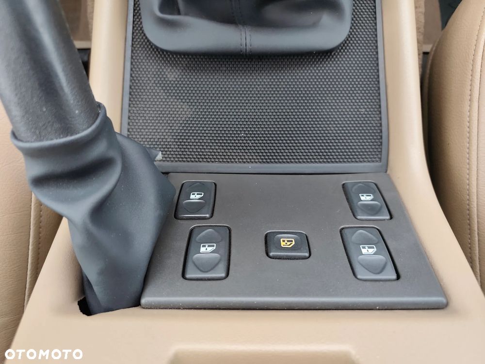 Land Rover Discovery - 20