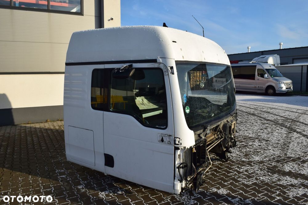 SZKIELET KABINY WRAZ Z DRZWIAMI MAN TGX E5 E6 - 7