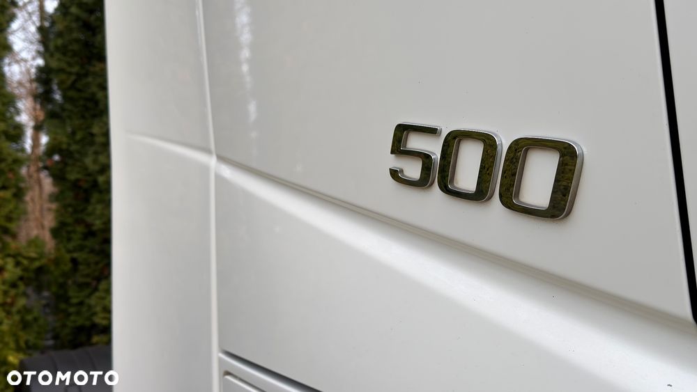 Volvo FH 500 l KSENON l LODÓWKA l 4 PODUSZKI KABINA - 17