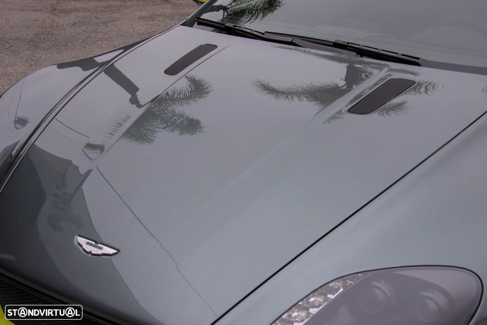 Aston Martin Vantage Coupe GT8 - 13