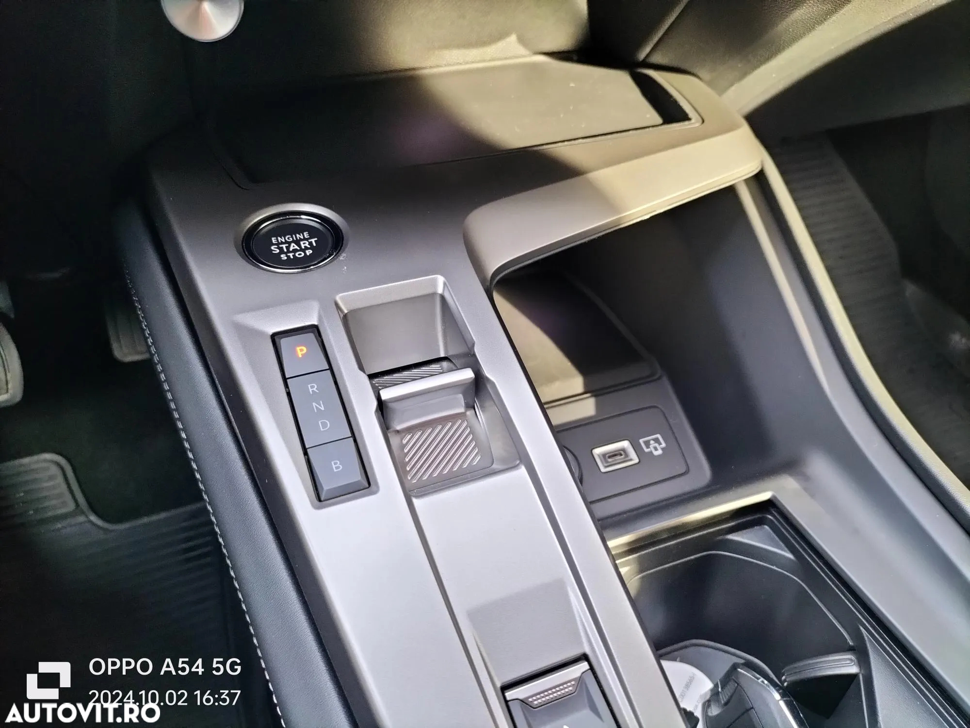 Peugeot 408 PHEV 180 Allure Pack - 30
