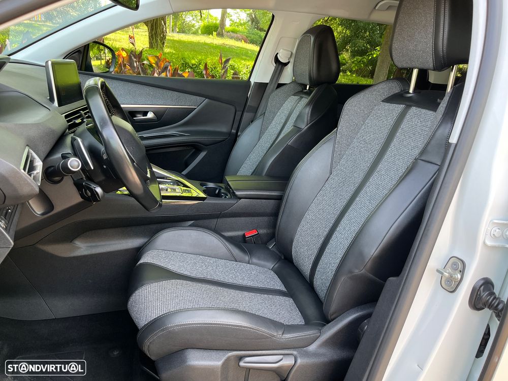 Peugeot 3008 PureTech 130 Stop & Start GPF EAT8 Allure Pack - 9