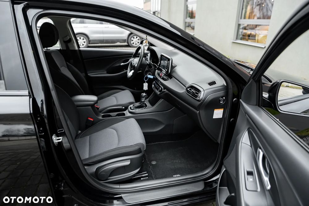 Hyundai i30 1.5 T-GDI 48V Premium DCT - 8