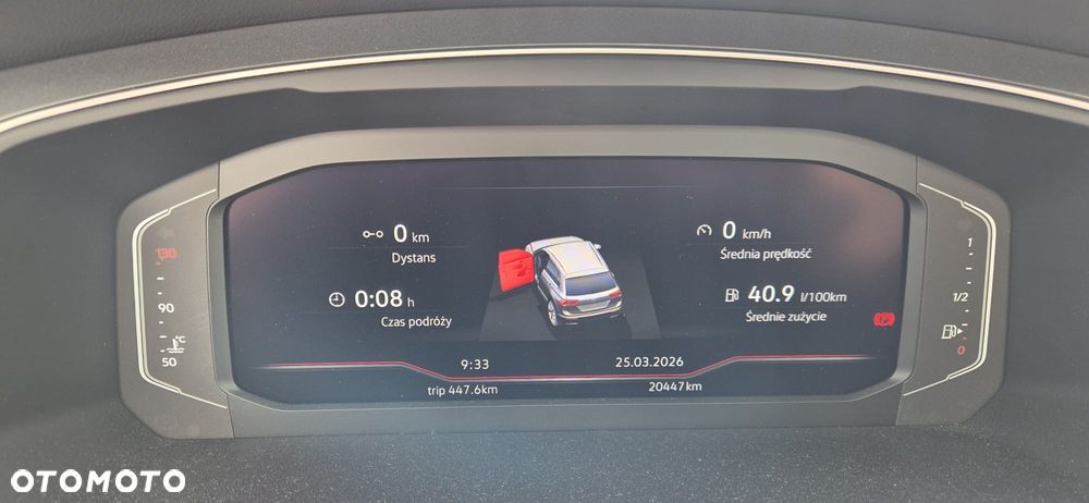 Volkswagen Tiguan - 33