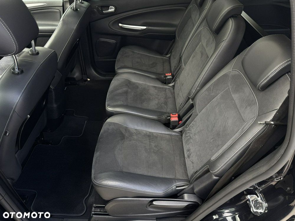 Ford S-Max 2.0 TDCi DPF Titanium X - 21