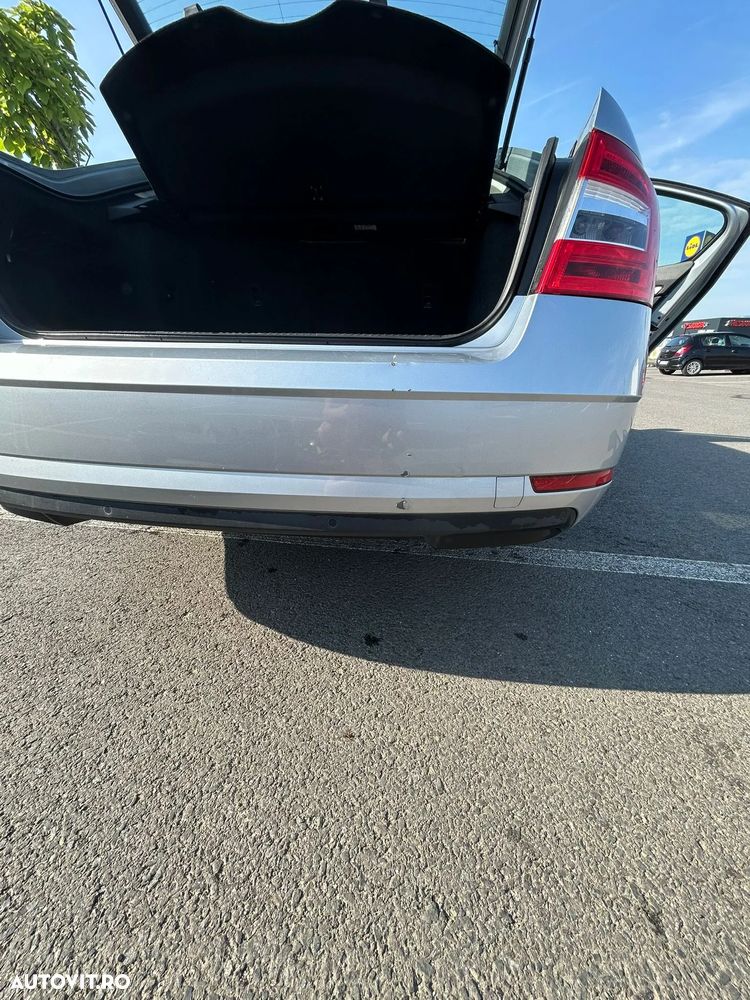 Skoda Octavia 1.6 TDI Ambition - 9