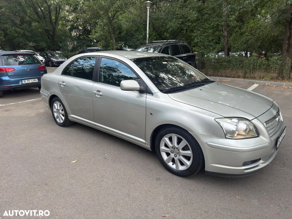 Toyota Avensis 1.8 Comfort - 5