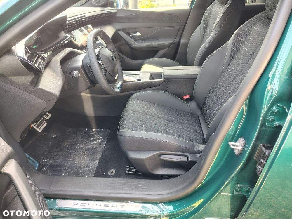 Peugeot 308 - 11