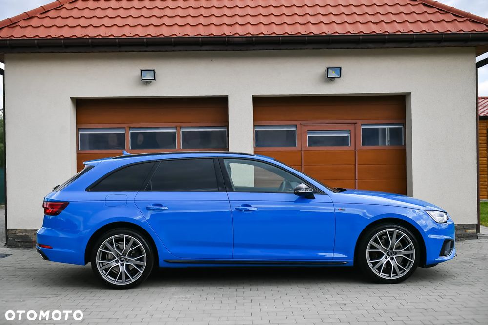 Audi A4 Avant 40 g-tron S tronic S line - 12