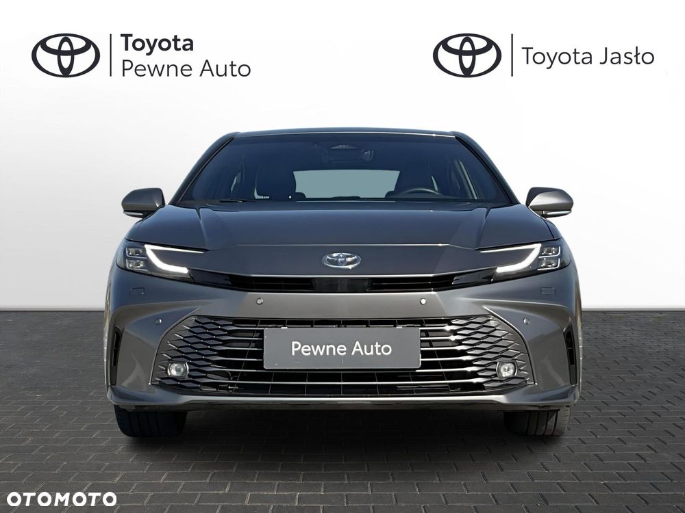 Toyota Camry - 9