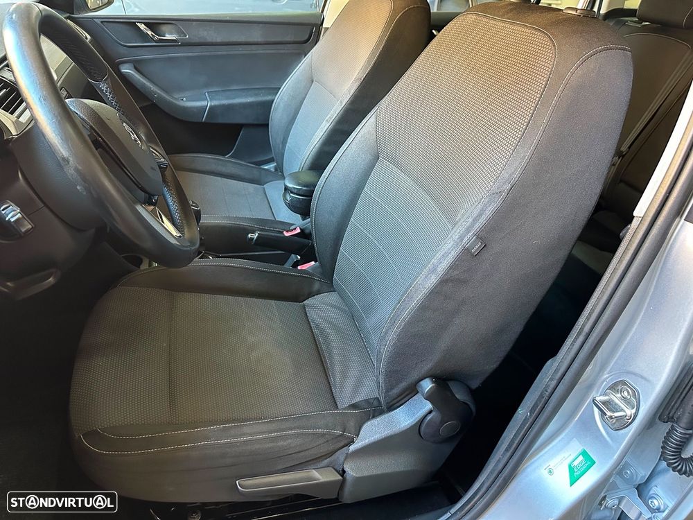 Skoda Rapid Spaceback 1.6 TDi Elegance - 11