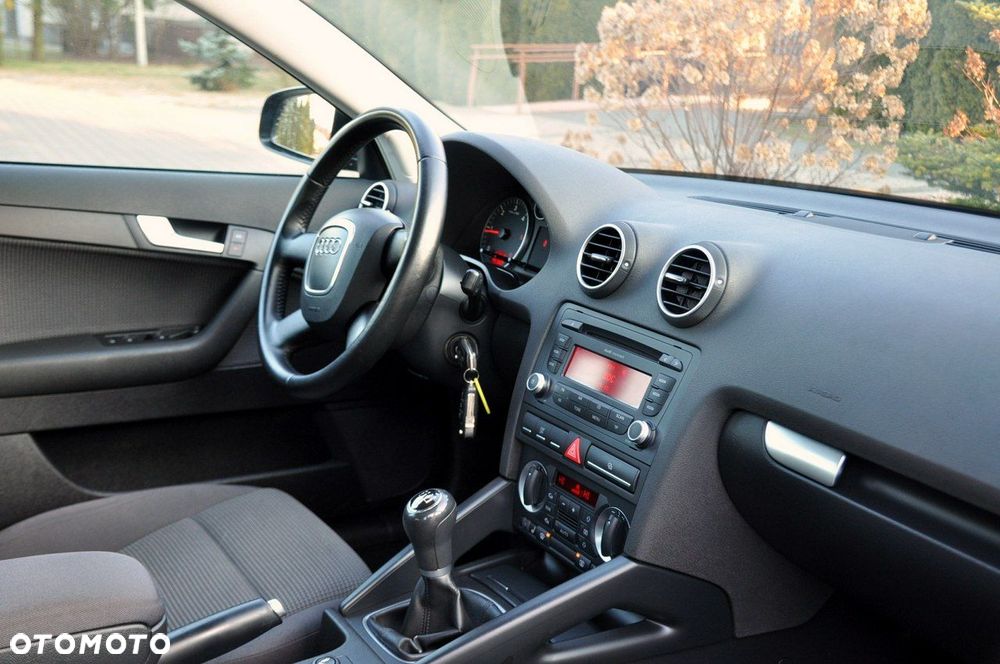 Audi A3 Sportback - 18