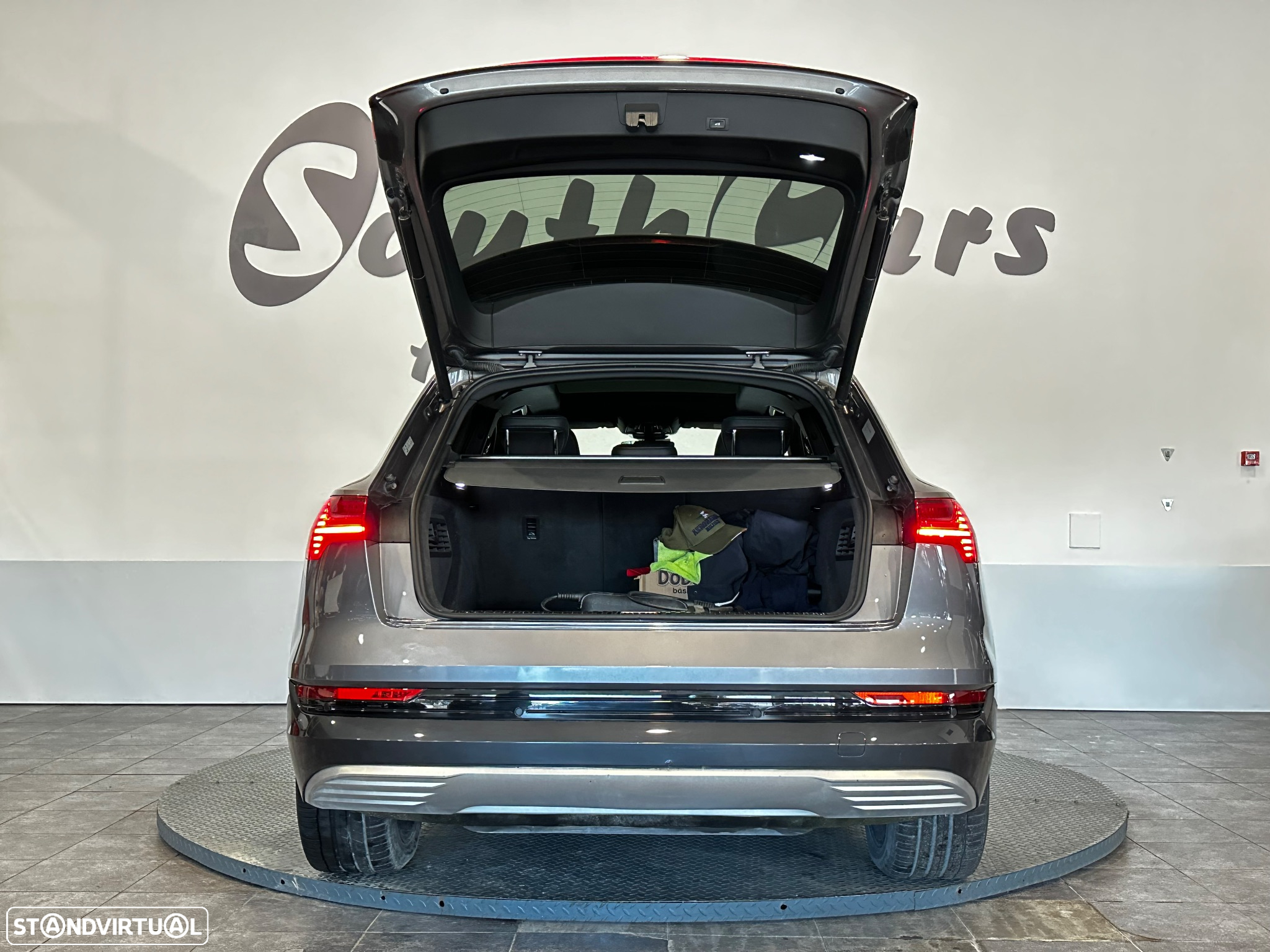 Audi e-tron 55 quattro S line - 6